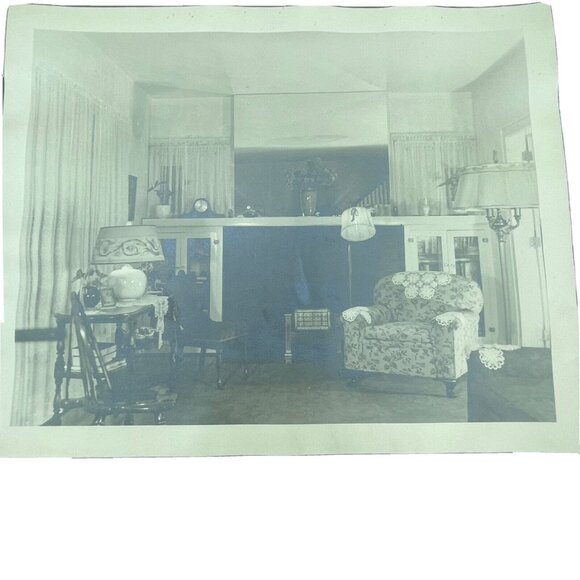 1930s Interior Living Room  Fireplace Gramophone Columbus Ohio Photo Art Deco - Picture 1 of 3